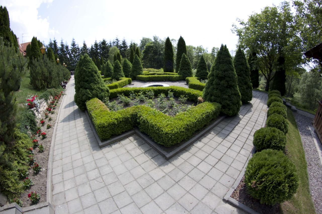 Dwor Anna Bed and Breakfast Ciecierzyn Rum bild